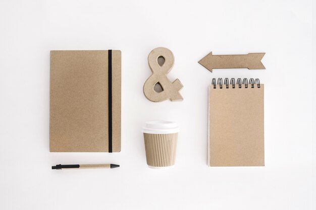 Suprimentos de escritório de papel kraft