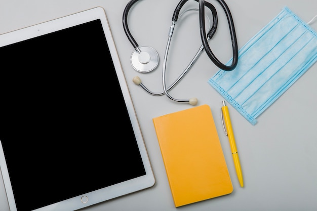 Tablet e equipamentos médicos