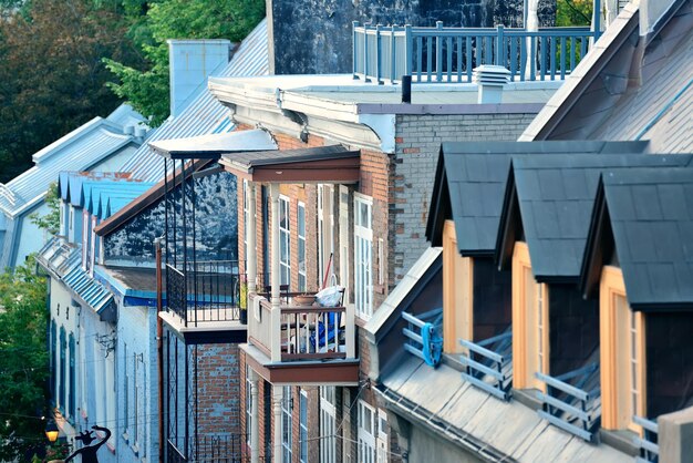 Telhado antigo da arquitetura na cidade de Quebec