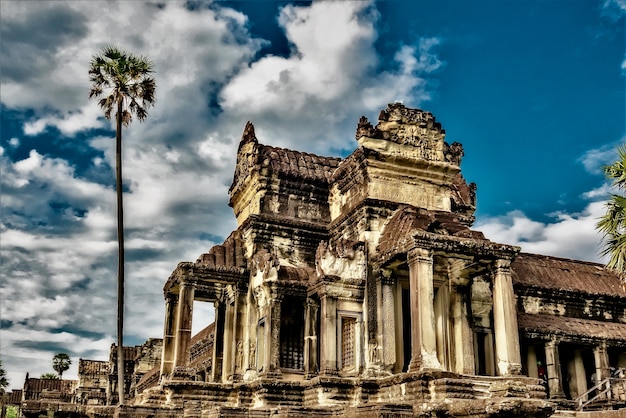 Templo histórico de Angkor Wat em Siem Reap, Camboja