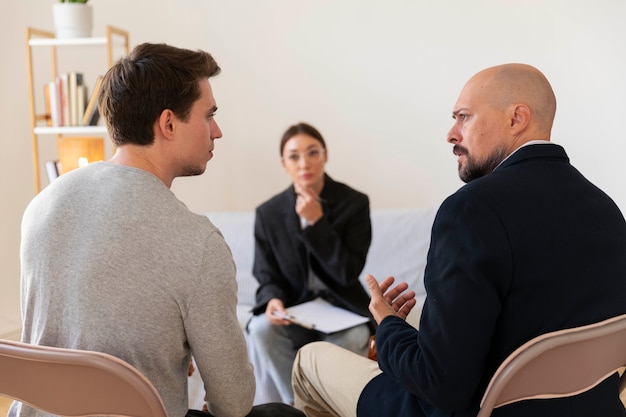 Terapia de família em consultório de psicólogo