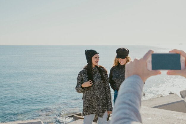 Tirar foto com smartphone de meninas