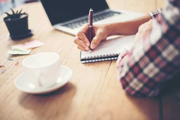 Foto grátis trabalho no escritório