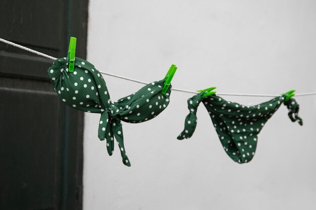 Trajes de banho à moda ao ar livre