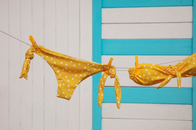Trajes de banho à moda ao ar livre