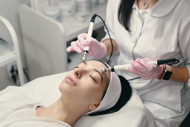 Tratamento facial rejuvenescedor