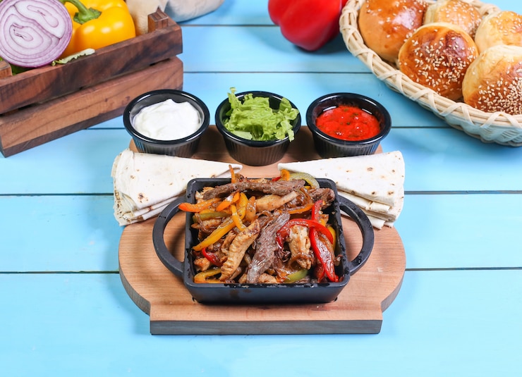 Foto grátis uma refeição deliciosa para o almoço.