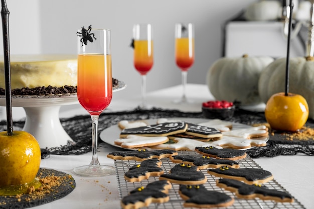 Foto grátis variedade de doces para o halloween