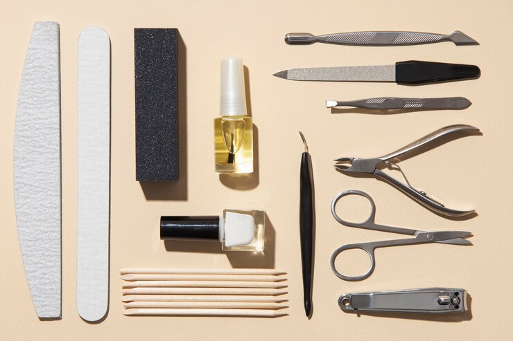 Foto grátis variedade de produtos para o cuidado das unhas