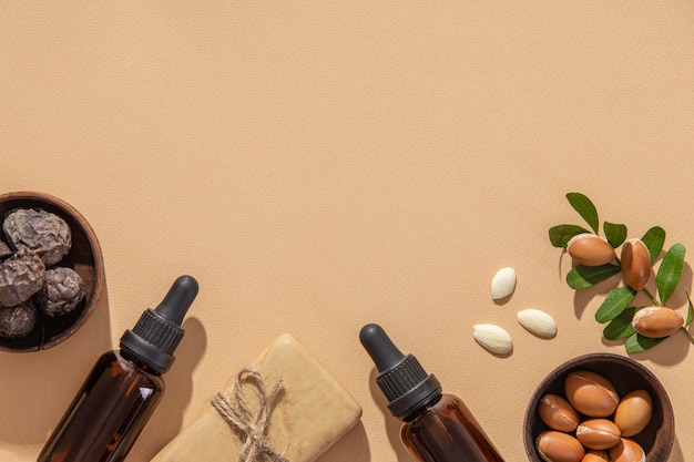 Variedade plana de produtos de cuidado de óleo de argan