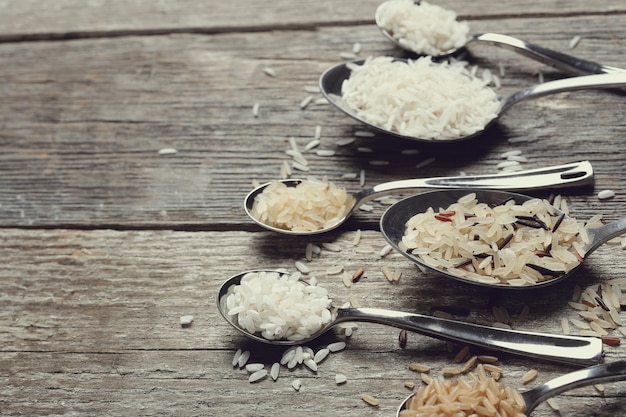 Foto grátis vários tipos de arroz