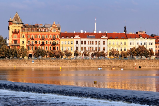 Veja o rio Vltava. Praga. República Checa