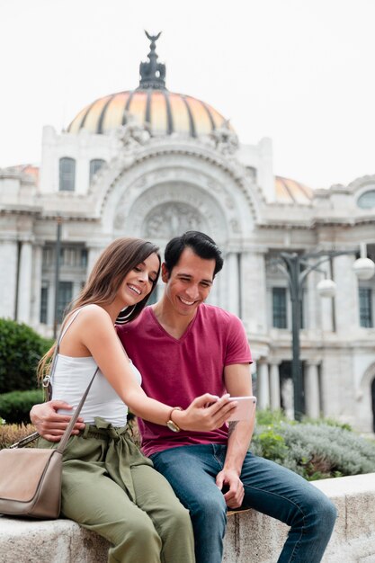 Viajar descobrindo lugares com seus entes queridos