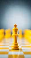 Foto grátis vista de peças de xadrez amarelas
