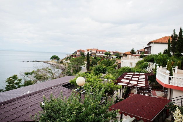 Vista de restaurantes na cidade velha de Nesebar Bulgária