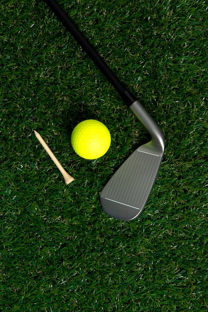 Foto grátis vista do equipamento esportivo de golfe