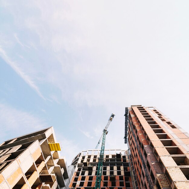 Vista do prédio em construção