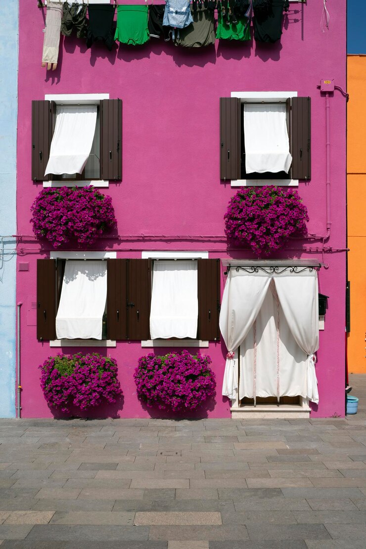 Foto grátis vista famosa da ilha de burano veneza