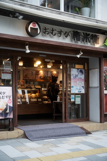 Vista lateral do lugar de comida de rua japonesa