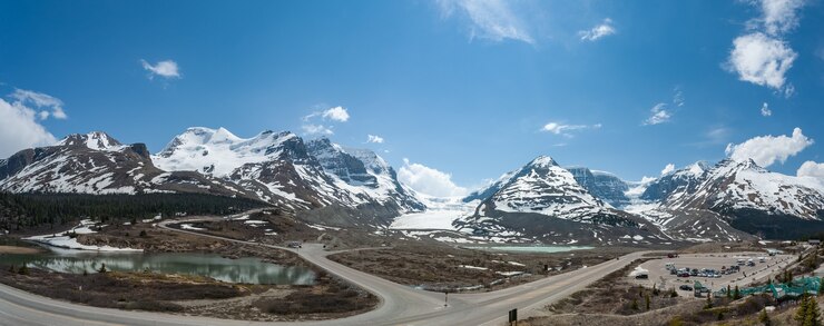 Foto grátis vista panorâmica da geleira athabasca no canadá