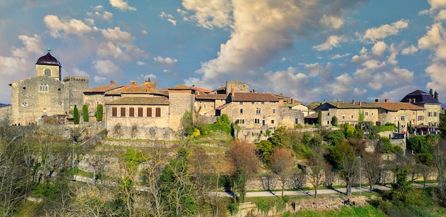 Vista panorâmica de Perouges uma das mais belas aldeias da França