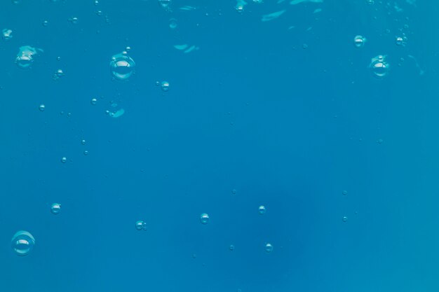 Vista superior bolhas na água