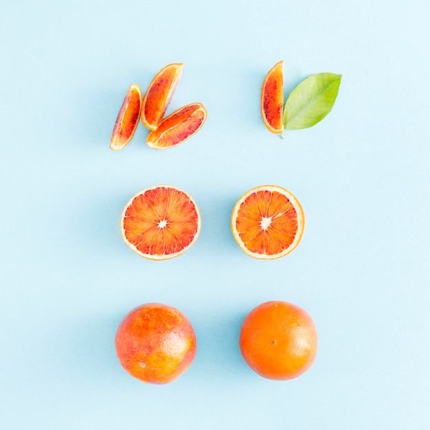 Vista superior corta laranjas