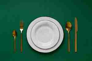 Foto grátis vista superior das mesas de jantar sem comida