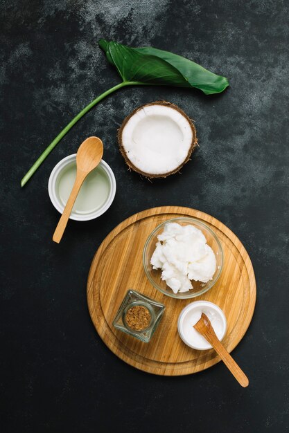 Vista superior de produtos de coco criados