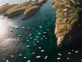 Foto grátis vista superior em muitos barcos viajando