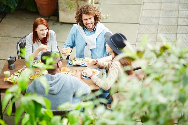 Abendessen von Gefährten