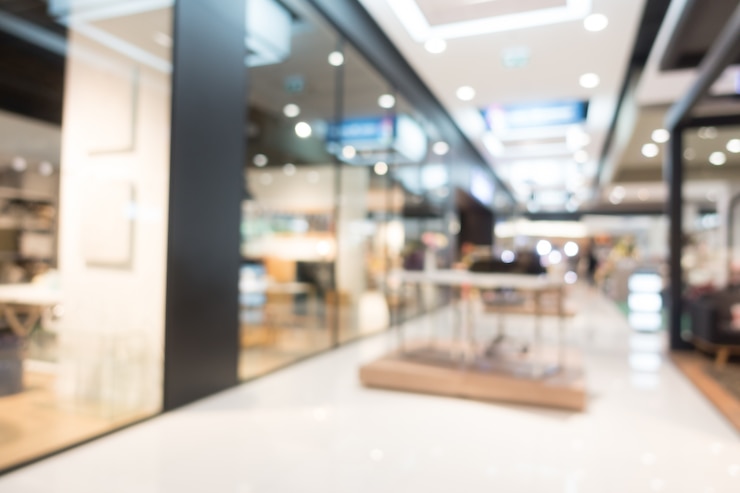 Kostenlose Foto abstrakte unschärfe möbel shop und shop innenraum