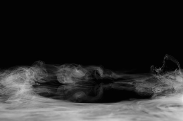 Kostenloses Foto abstrakter raumtapetenhintergrund, dunkles rauchdesign
