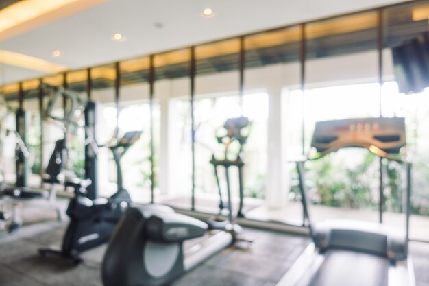Abstraktes verschwommenes Fitnessraum
