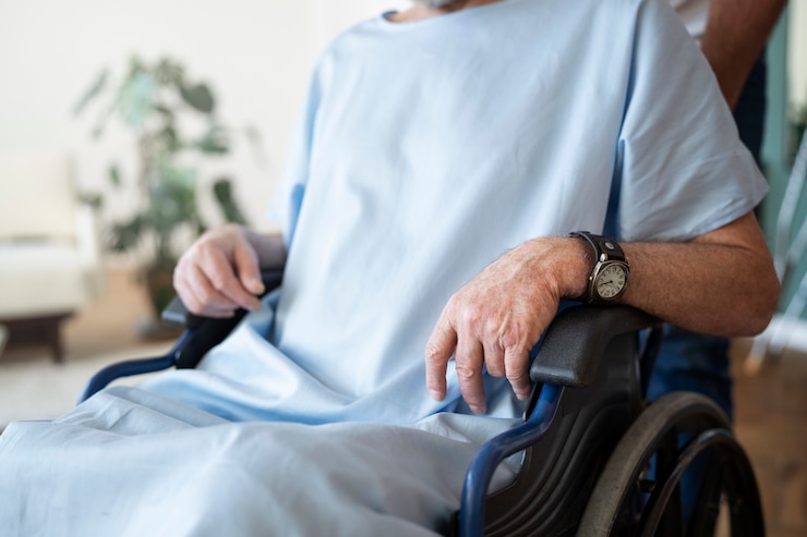 Kostenlose Foto alter patient, der an parkinson leidet