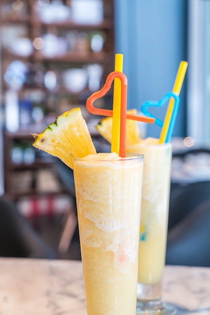 Ananas-Smoothie in einem Café &#39;