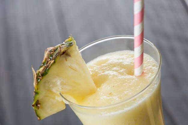 Ananas-Smoothie