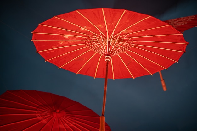 Anordnung der Wagasa-Regenschirme im Studio