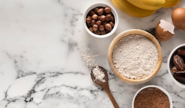 Anordnung von leckeren gesunden Rezeptzutaten