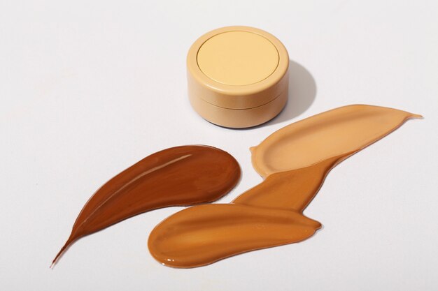 Ansicht von Make-up-Foundation-Produkten