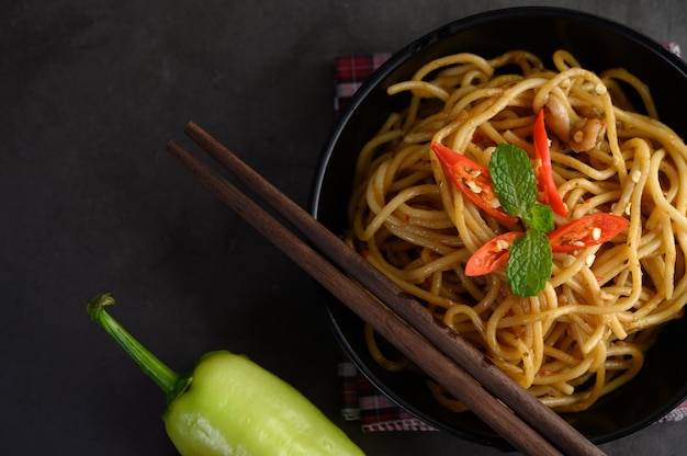 Appetitanregende italienische Teigwaren der Spaghettis mit Tomatensauce