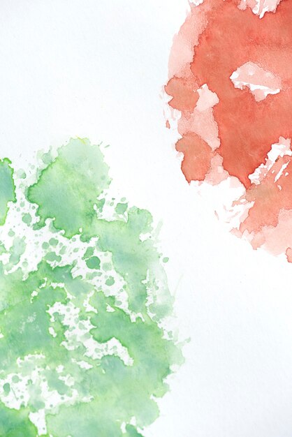 Aquarellspritzer auf Papierstruktur