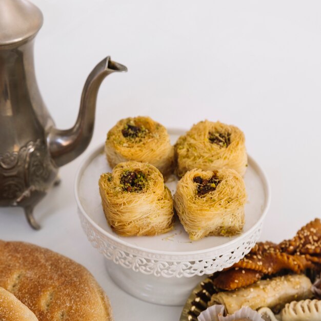 Arabische Lebensmittelkomposition für den Ramadan