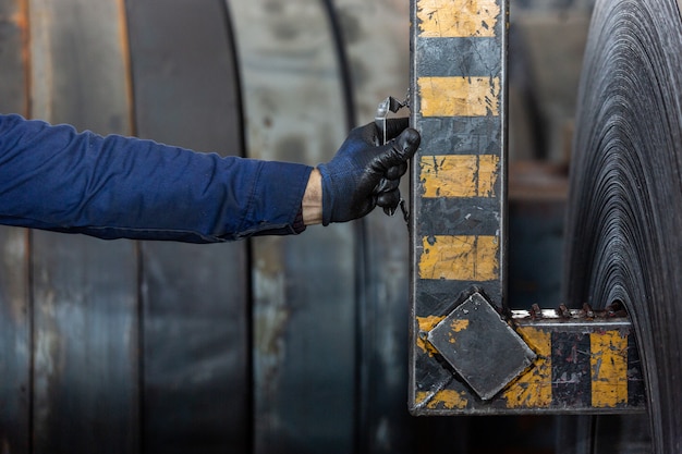 Arbeitsprozess in der Stahlfabrik