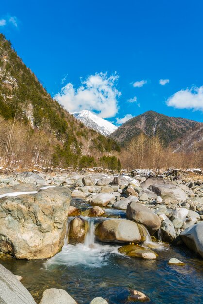 Außen onsen, Japan