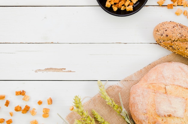 Bäckereistillleben mit handgemachtem Brot