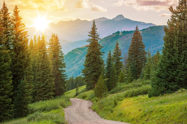Bilder Berglandschaft Gratis Vektoren Fotos Und Psds