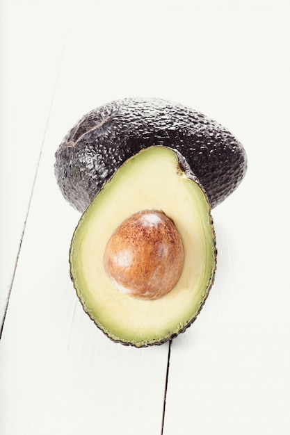 Bio-Avocado-Frucht