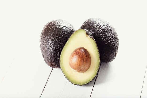 Bio-Avocado-Frucht