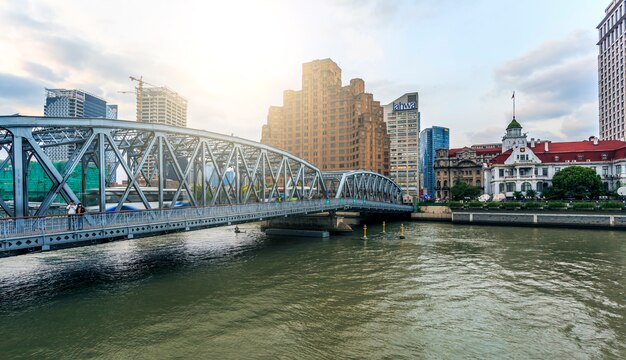 birdge und fluss